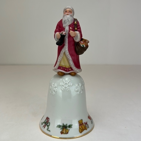 Lenox Porcelain Pere Noel Bell Santa Bag of Toys Holding Stocking And Candy Cane - Picture 13 of 13